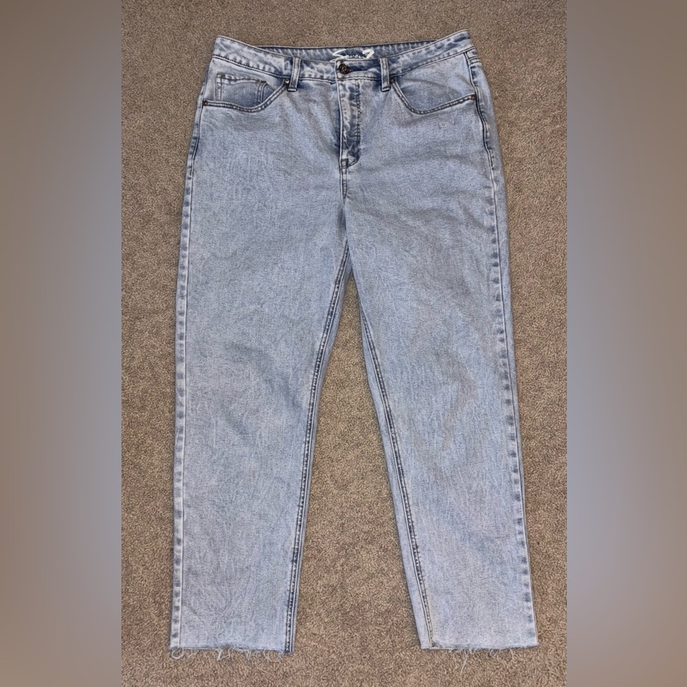 mom jeans